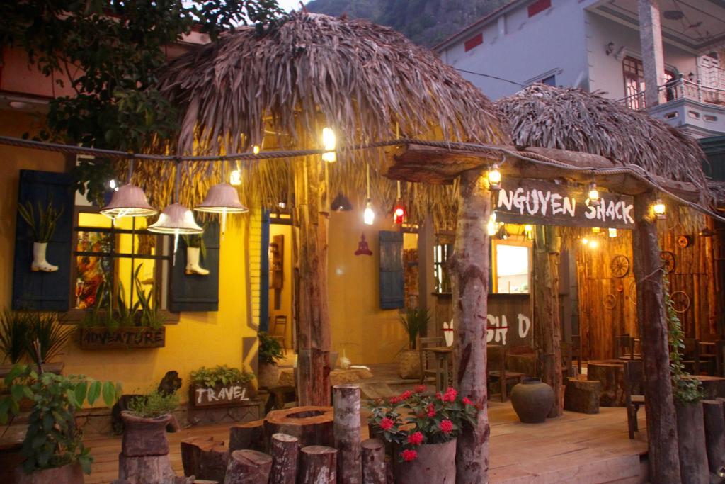 Nguyen Shack - Phong Nha Central Town Buitenkant foto